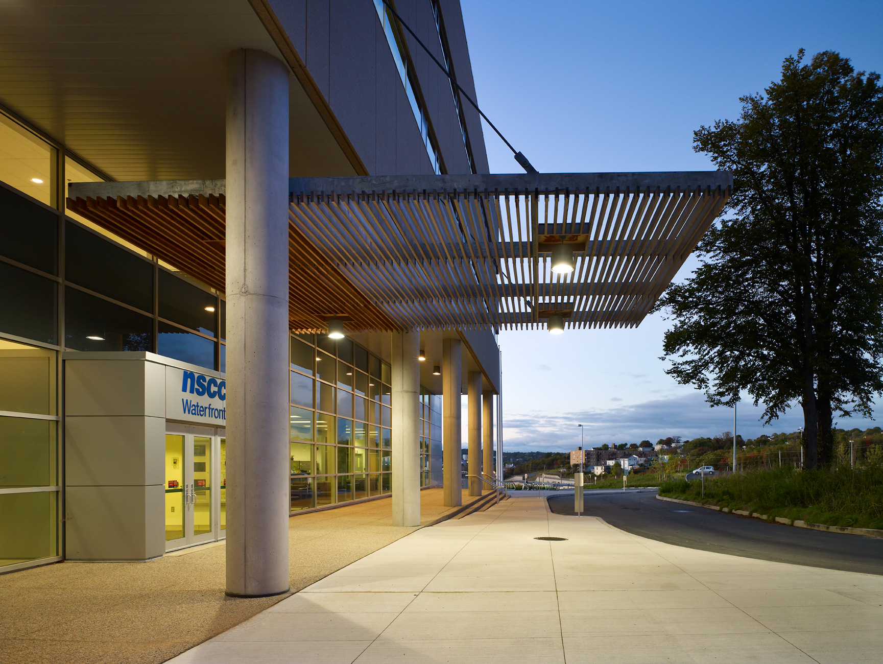 Nova Scotia Community College Phase 1 Moriyama Teshima Architects Barrie Langille architecture design construction east coast Toronto Ontario Canada campus educational building