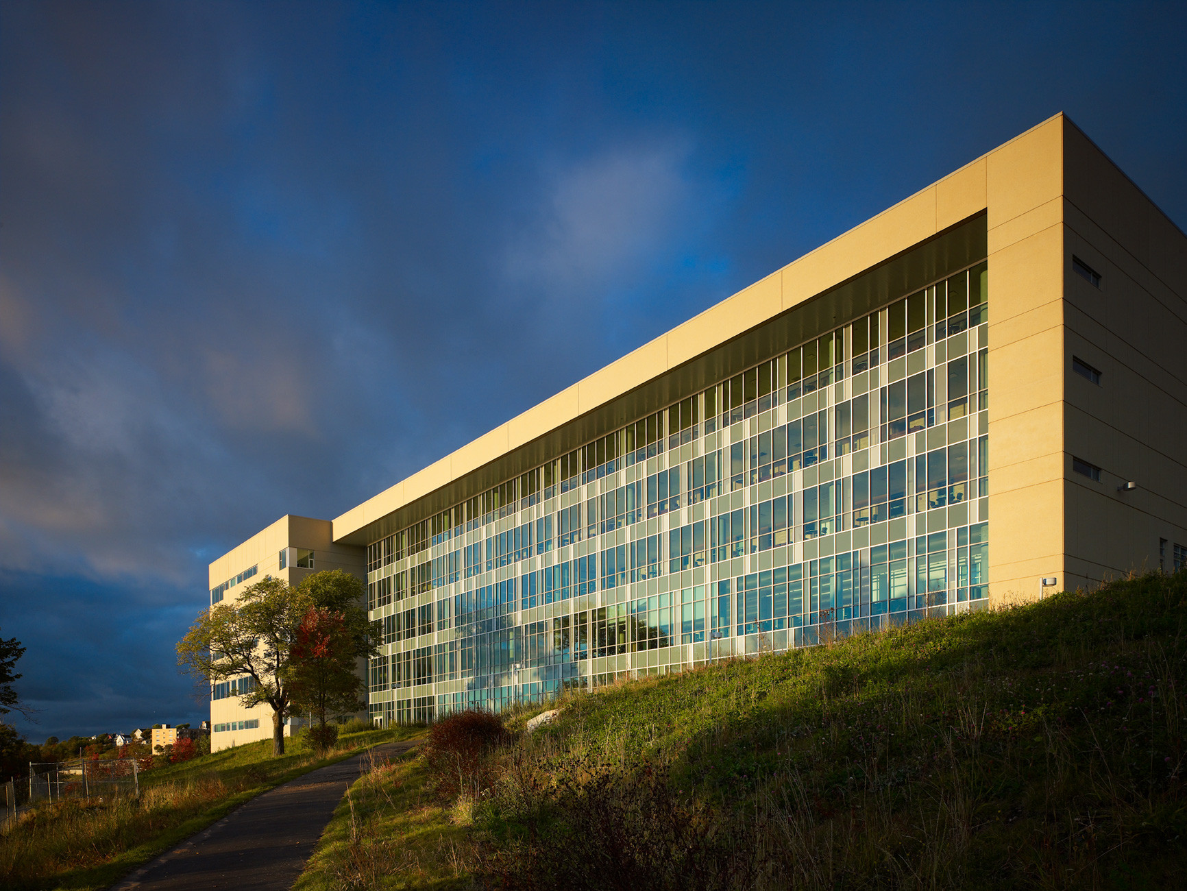 Nova Scotia Community College Waterfront Campus Moriyama Teshima Architects architecture east coast Toronto Ontario Canada design building educational facility construction