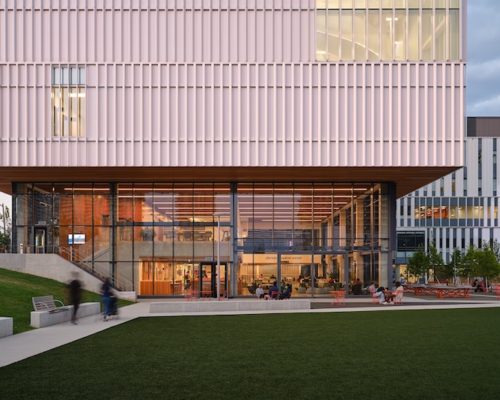 Sheridan College Hazel McCallion Campus Student Centre Wins APR Global Future Design Award