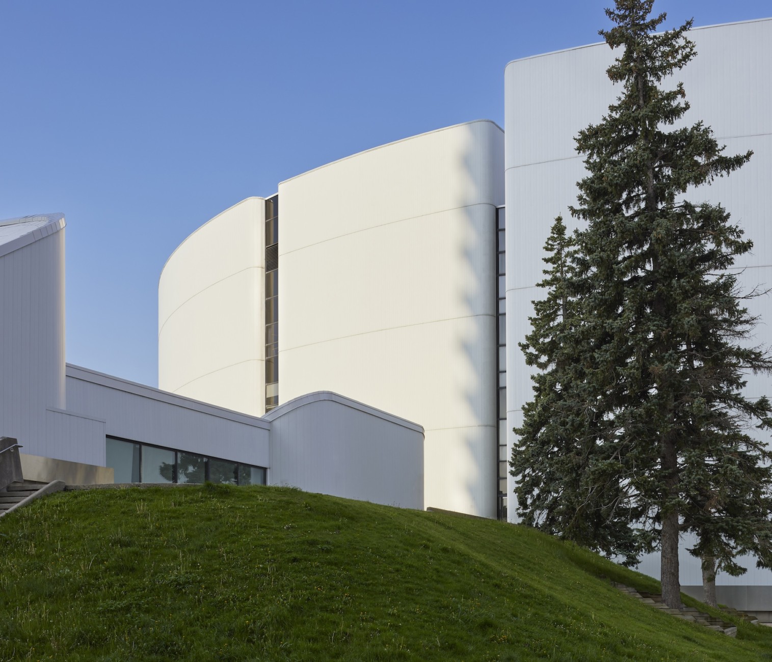 Scarborough Civic Centre Raymond Moriyama Teshima architect architecture Toronto design building government history modern